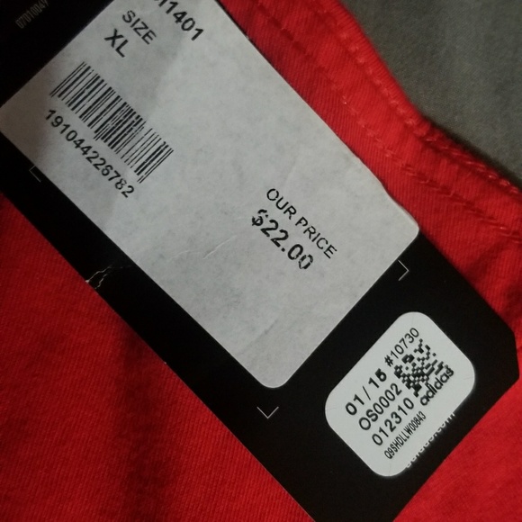 Adidas tshirt - Picture 3 of 3